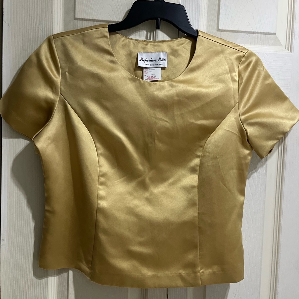 Proportion Petite Denise Cape Gold Panel Short Sleeve Top in Size 12